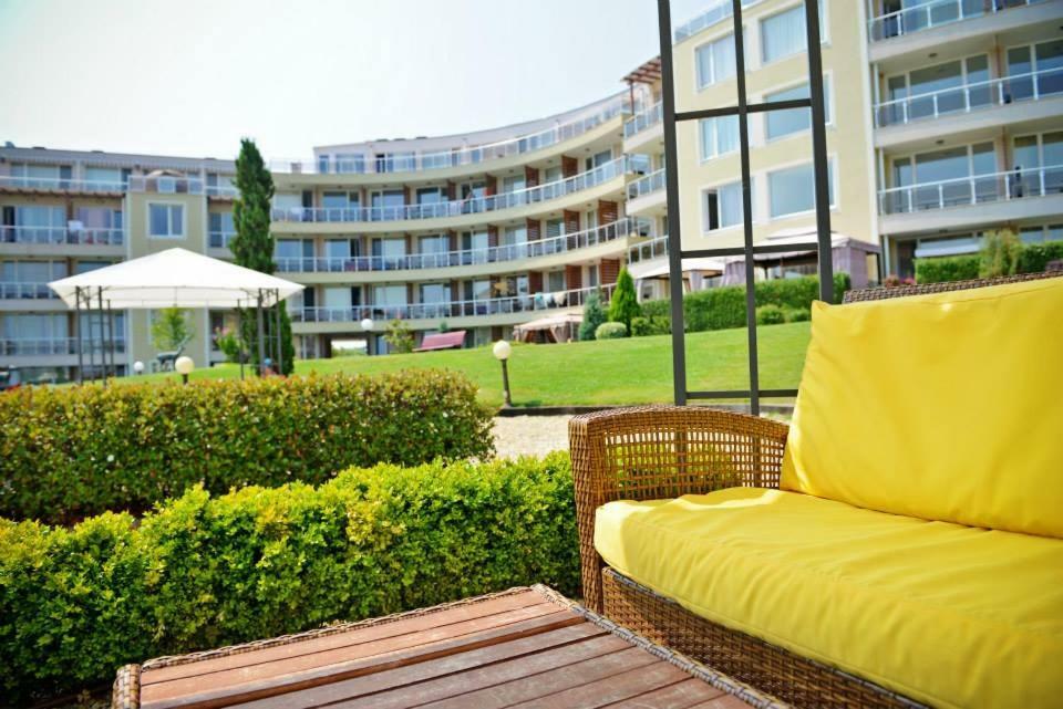 Apartments Del Sol - Sunny Island Complex Chernomorets Eksteriør billede